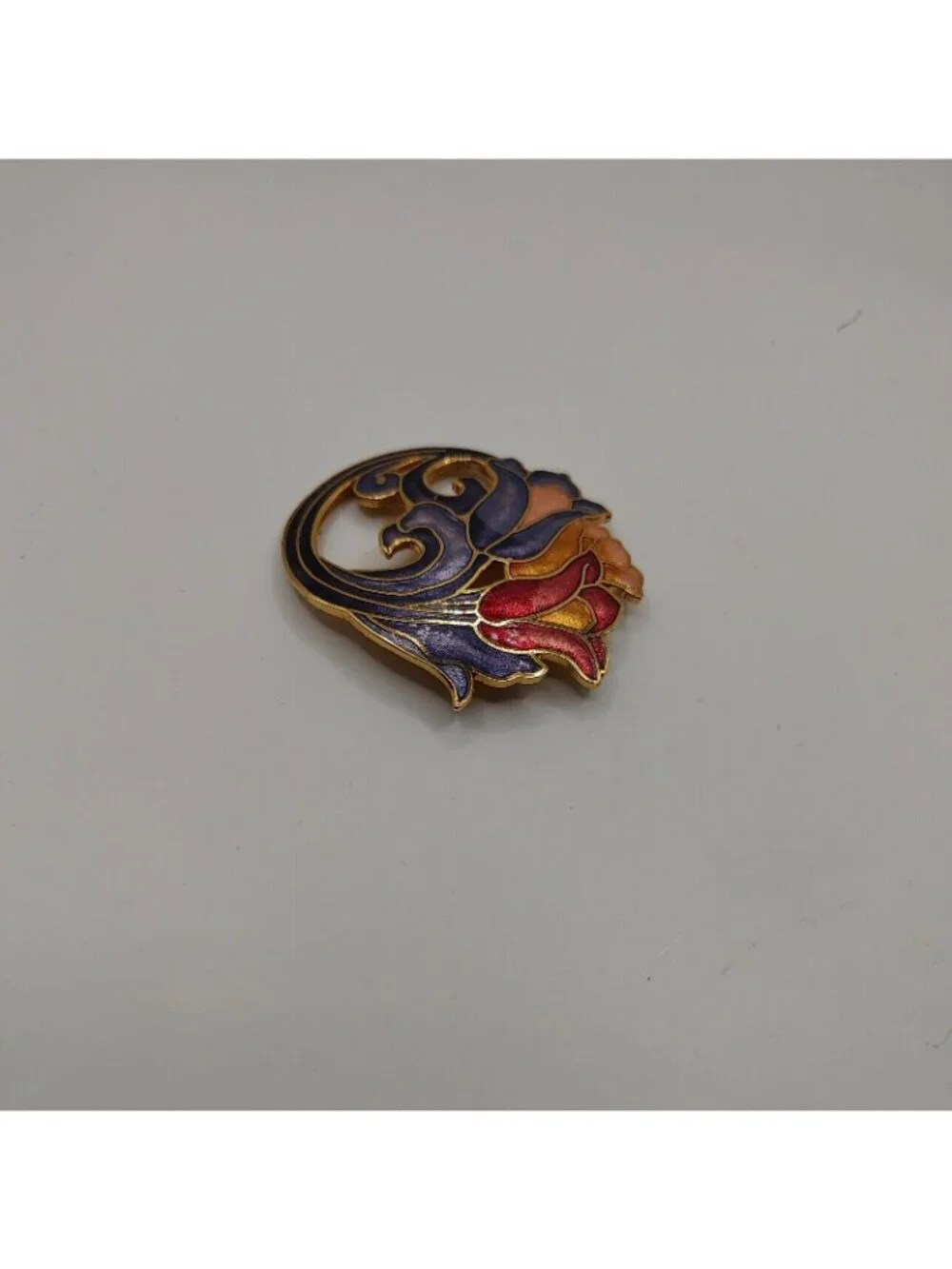 BROOCH/PIN  cloisonné GOLD-TONE